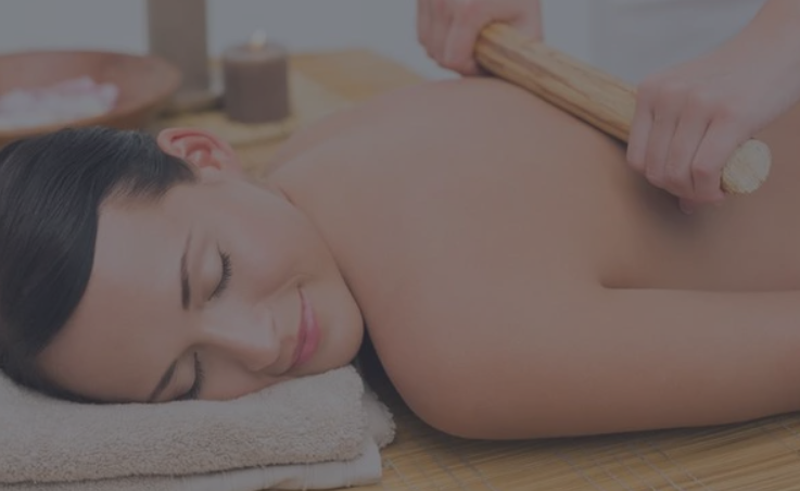 Servicio de masaje y tratamiento de #Maderoterapia en #Barcelona. Consulta precios y packs bonjourmadameclou.com/maderoterapia-… #Belleza