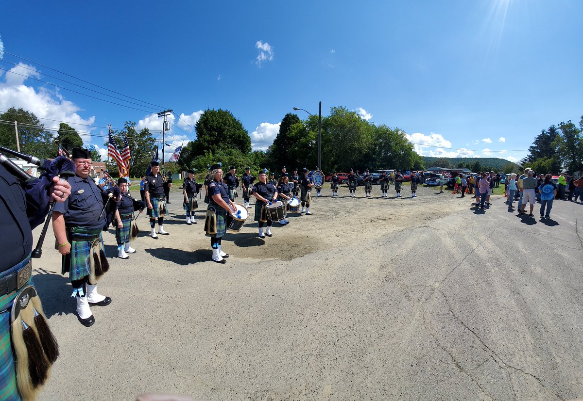 MaloneyPipeBand's tweet photo. 2021 was one of our busiest years ever! Let's go '22. We are hitting the ground running and ALWAYS looking for new members and new opportunities. We are a premier band that has performed all over N East. To book or join contact us on any media platform. Sláinte https://t.co/b9Lvo4K8Qn