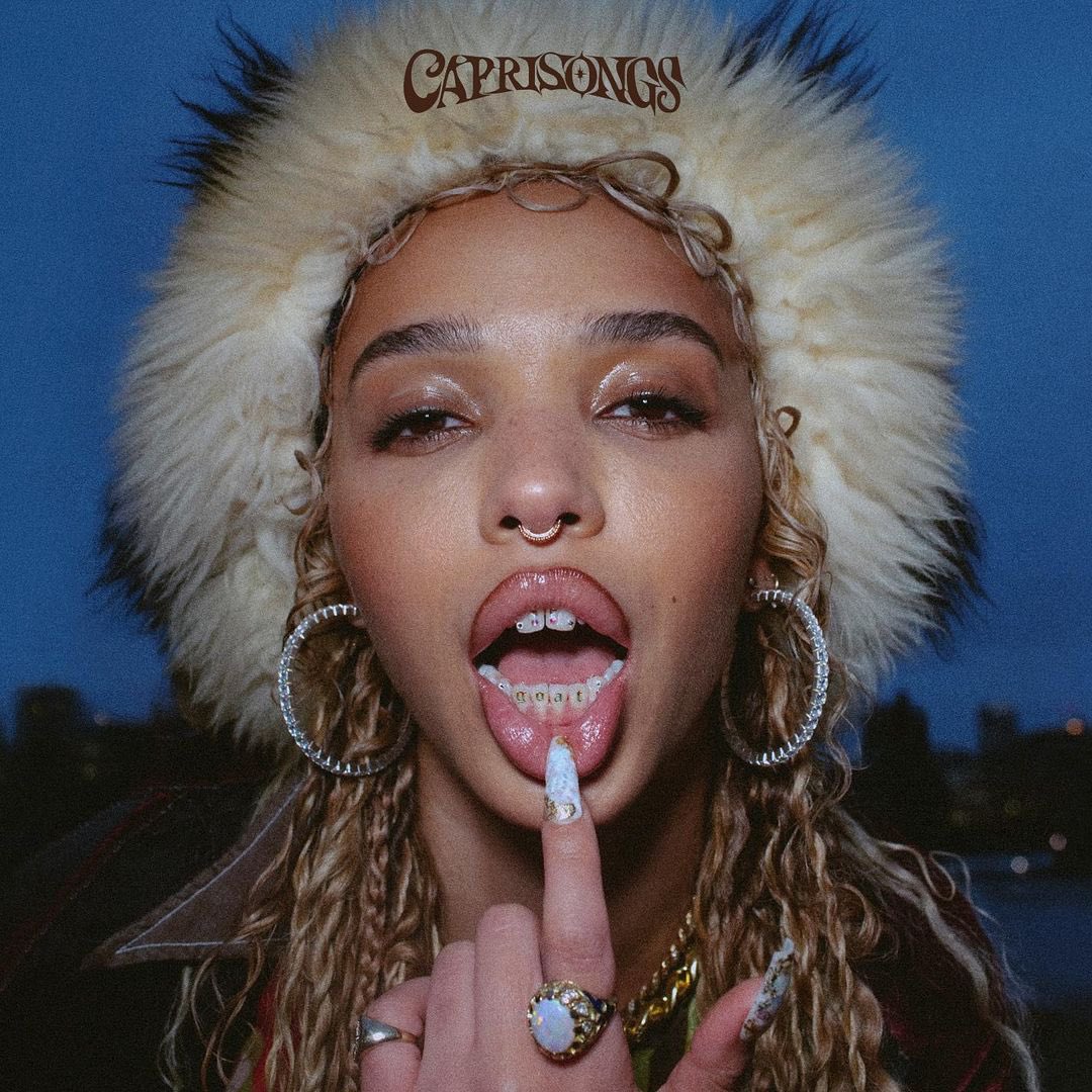 shimmya_'s tweet photo. C’est officiel, FKA Twigs sortira son projet "CAPRISONGS" le 14 janvier. ✨

Le projet de 17 morceaux sera en featuring avec Daniel Caesar, Rema, PA Salieu, Jorja Smith, The Weeknd, Dystopia et Shygirl ! https://t.co/HKdZ2UXWNd