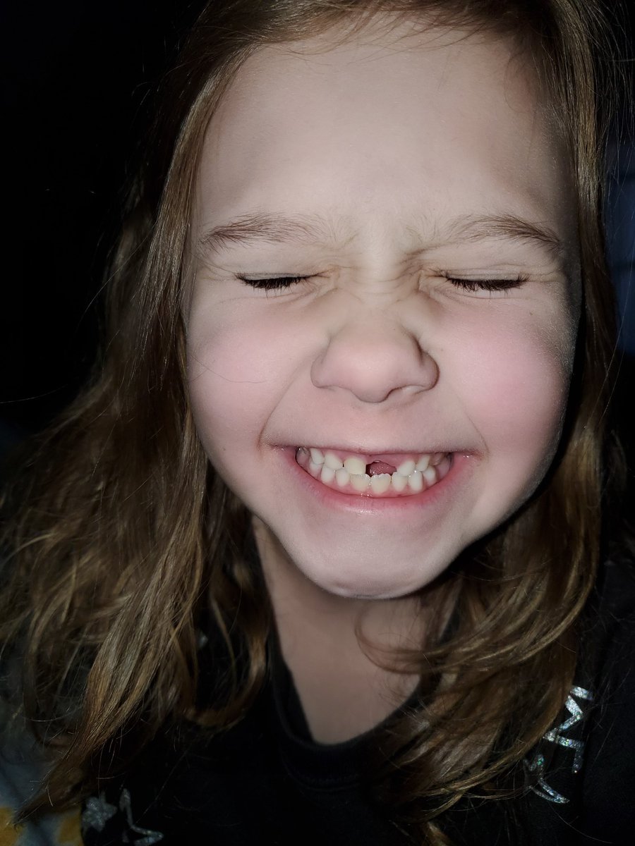 AmyParten32's tweet image. It has been a BIG week back for Scarlett!! This is how she came home yesterday 😆😍 #fronttooth #toothfairy #ScarlettGrace15