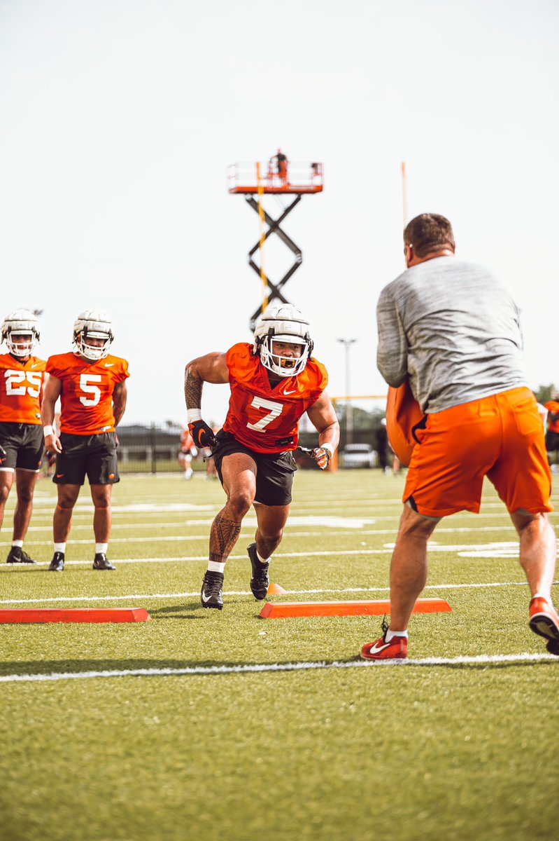 Coach Wozniak 🏈 🔱 (@johnwozniak2) on Twitter photo 💥💥 Can’t thank you enough Jaylen! As good a practice player as I’ve ever had. Can’t wait to see where you go from here. Some NFL team is going to strike gold. <a href="/Nunless2/">Jaylen Warren</a> 🤠🏈 💥💥 Can’t thank you enough Jaylen! As good a practice player as I’ve ever had. Can’t wait to see where you go from here. Some NFL team is going to strike gold. <a href="/Nunless2/">Jaylen Warren</a> 🤠🏈