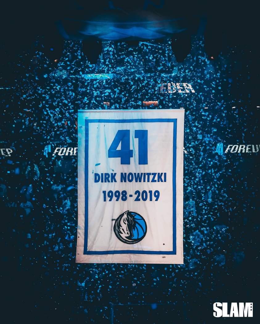 basqueteirosnba's tweet photo. Nowitzki eternizado agora também no teto do ginásio do Mavs.
#nba75 #mffl #DirkDay #DirkNowitzki #DirkForever https://t.co/T9raCyeMYX