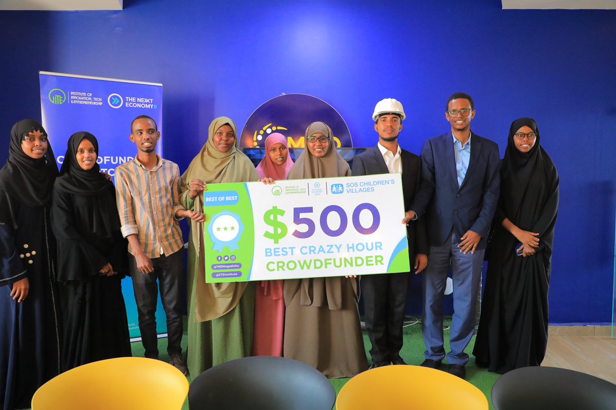 SIMADiLab's tweet photo. And that concludes our #CrowdfundingBootcamp. We validated more than 20 startup ideas and raised $11,357 in ONE HOUR. Congratulations, everyone, for the colorful bootcamp. https://t.co/bOZGlEyW0G