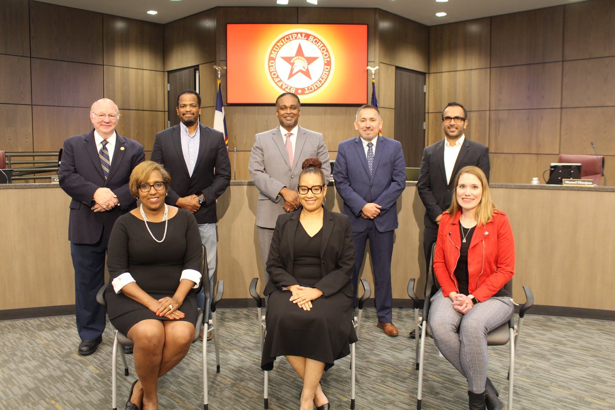 StaffordMSD's tweet image. January is #SchoolBoardRecognitionMonth! We want to celebrate all of our #SMSDBoard trustees who volunteer their time to encourage constant growth and ensure our students have the best school district. Thank you for being #CommittedToSMSD! #TASB