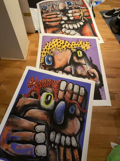 PRINTS CAME IN. bonus for the first 2 series . <3