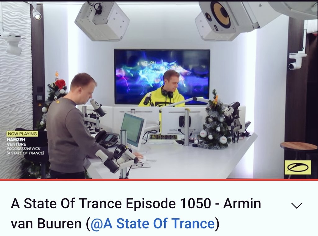 Tr4nceL0ver's tweet image. #NowPlaying 
@arminvanbuuren
presents A State Of Trance Episode 1050 - ASOT 1050 #asot1050 #ASOTDAY #2022 🎶💫

youtu.be/_n5WWYxt_7Y