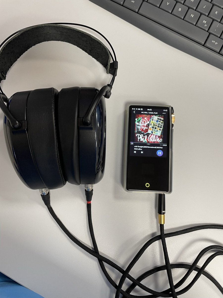 andreas_1403's tweet photo. Pimped my #MrSpeakers #AeonFlow cable by replacing the plug with a changeable plug to support standard 3.5mm and 4.4mm Pentacon- sounds great and powerful now, even on my #Cayin #N3pro! https://t.co/n1VEQF54q7