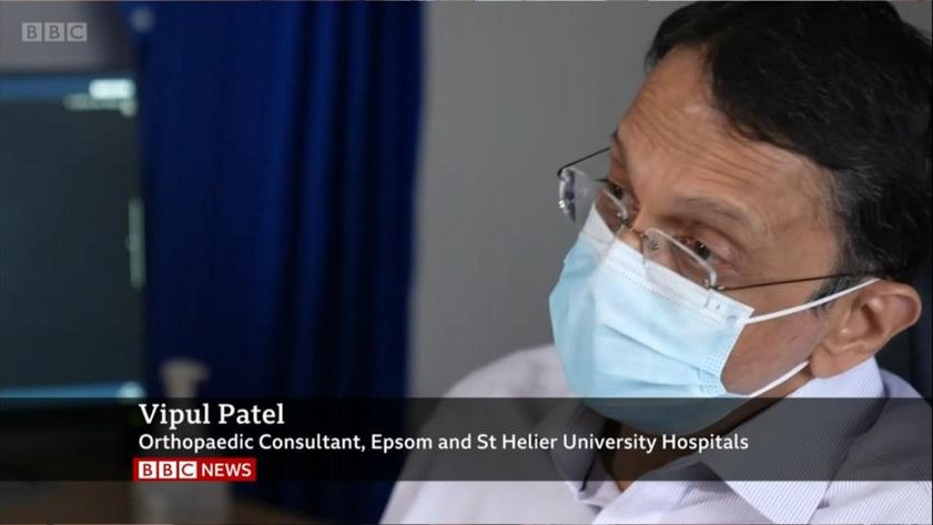 During #Covid @the_SWLEOC transformed into an ICU twice to help the critically ill, but got back to caring for orthopaedic patients at record speed. It was great to see their work recognised on @BBCNews tonight with @BBCHughPym Go to 7:30 to check it out bbc.in/31w3OCU