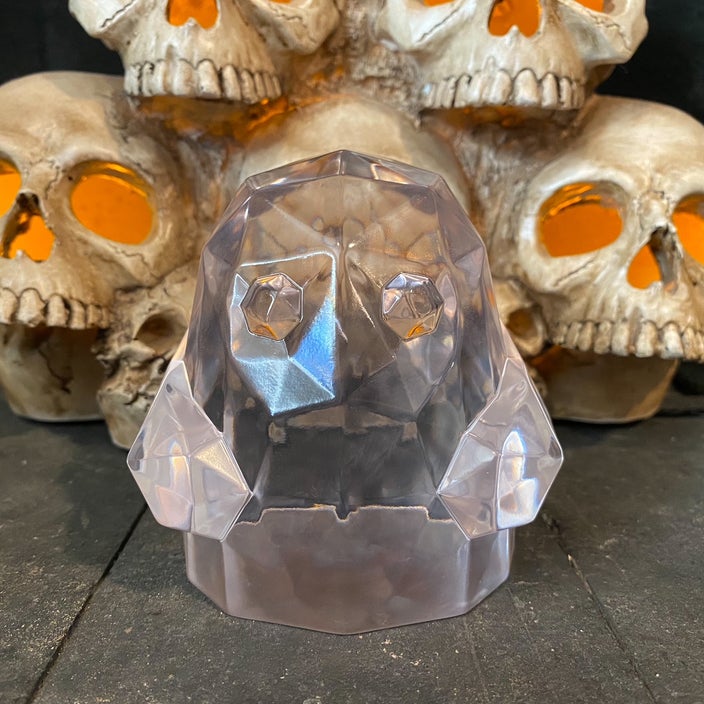 Let's do a giveaway for some whitelist spots &amp; a sold out Polyghost. 😬

We will pick 3 winners.

1⃣ Tag &amp; Retweet
2⃣ Follow @OriginalBimtoy and <a href="/GeneticChain/">Genetic Chain</a> 
3⃣ Tag 3 friends.
4⃣ Join our Discord: discord.gg/FQ2akbGZvH

We will announce the winners tomorrow at 2pm eastern.