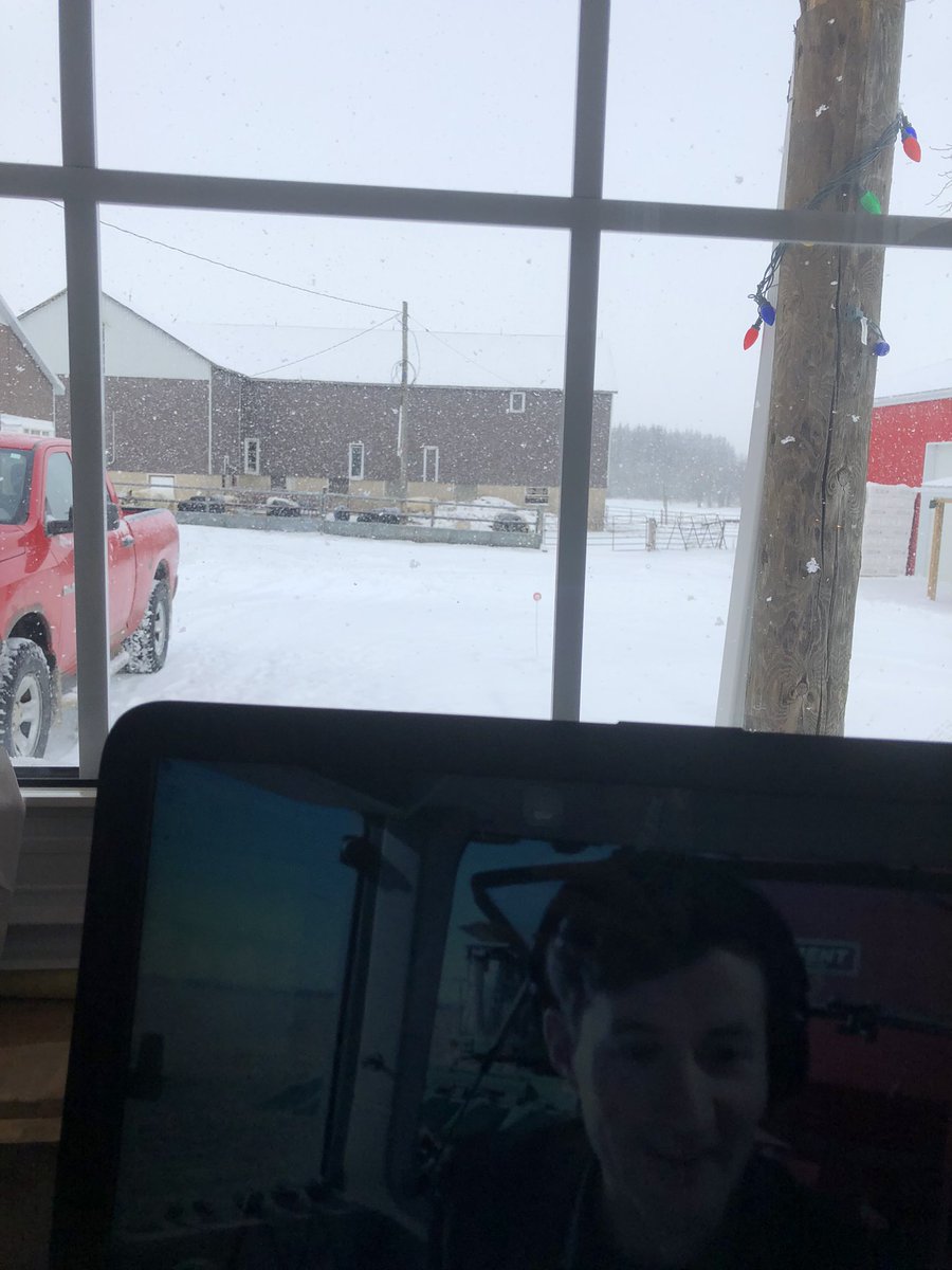 stonekreekfeed's tweet photo. Snowy morning, perfect for watching @GBFarmersWeek #DairyDay! #myviewfromhere #AgMoreThenEver #Dairy #GreyBruce https://t.co/nJchyybzRs