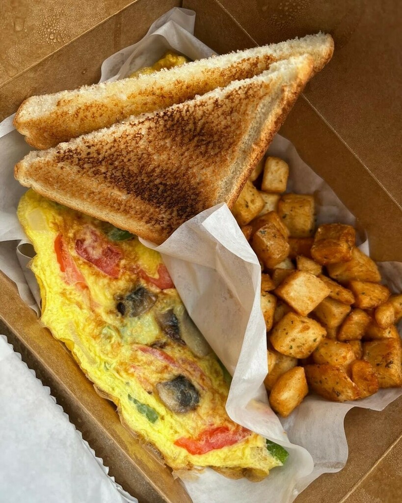 The best of Sunny Morning in the comfort of your home! 🍽🏠

Order breakfast for take out or delivery from any of our locations! Find us on Uber Eats or call us directly for no-contact takeout! ☎️

📍Midtown Toronto: (416) 922-0005
📍Etobicoke: (416) 201-9797
📍Aurora/Newmark…