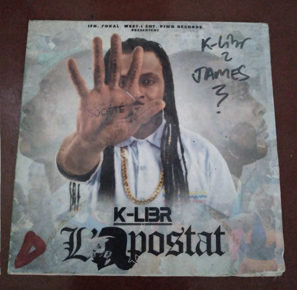 JCAL007's tweet photo. #poulistwa ak laverite mwen te pran "L'apostat" pou yon fen... Now kè m kontan paske @klibmapou 🐐 is back. https://t.co/6O8JwKER0l