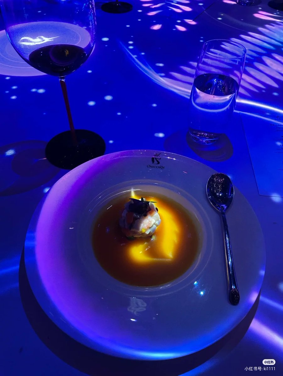 yshao734's tweet photo. Beautiful restaurant with twinkling lights. The mood will free itself with the music. https://t.co/sguJfr7BBX