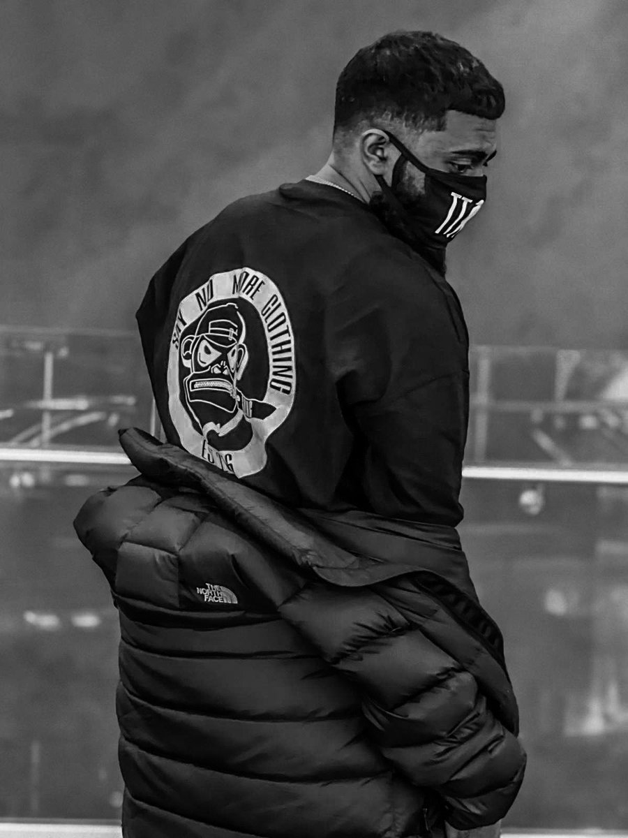 snmc191's tweet photo. Need we say no more #saynomore #clothingbrand #fashion https://t.co/70qM20H3GK