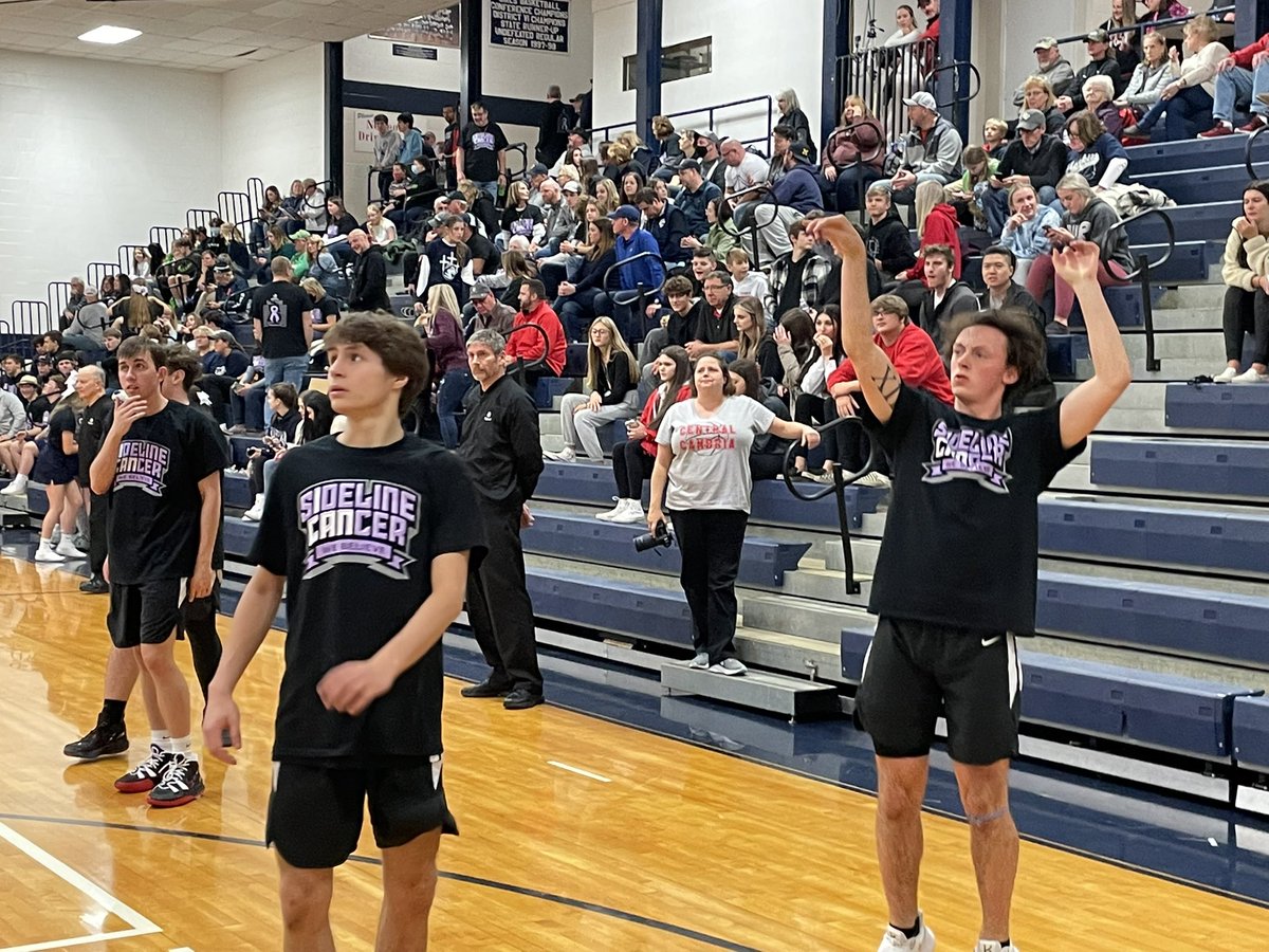 CoachStephan1's tweet photo. Great night! Great event! Great cause! @CCRedDevilBball @CCHSRedDevils Thanks @SidelineTBT for letting us be apart of this! Looking forward to working with you in the future! #ICAN #SideLineCancer #WeBelieve https://t.co/Ql8Tw3FIR1