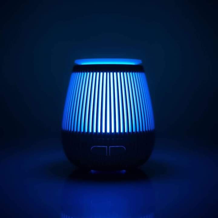 Dgardner123D's tweet photo. I'm getting one of these on my next order 😍

NEW PRODUCT - Ultrasonic Aroma Diffuser
Enjoy perfect aromatherapy thanks to the new Ultrasonic Aroma Diffusers Slow Living with LED lighting. Ultrasonic waves ensure the evaporation of a mixture of water and essential oils https://t.co/GHLDvxa6Dk