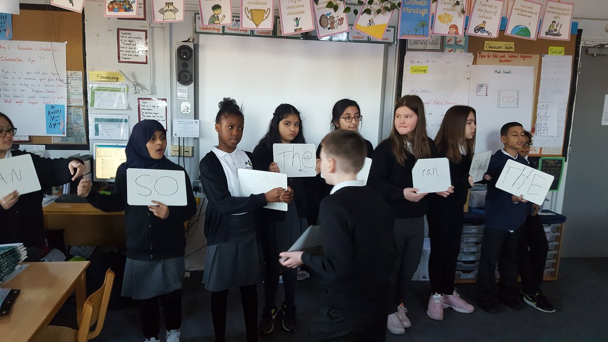 Yr6OakWoodhill's tweet photo. The wonderful @Yr6OakWoodhill doing grammar via practical... Wow!
Wonderful to watch them working out different ways to write a sentence ... https://t.co/GjwNES6hNh