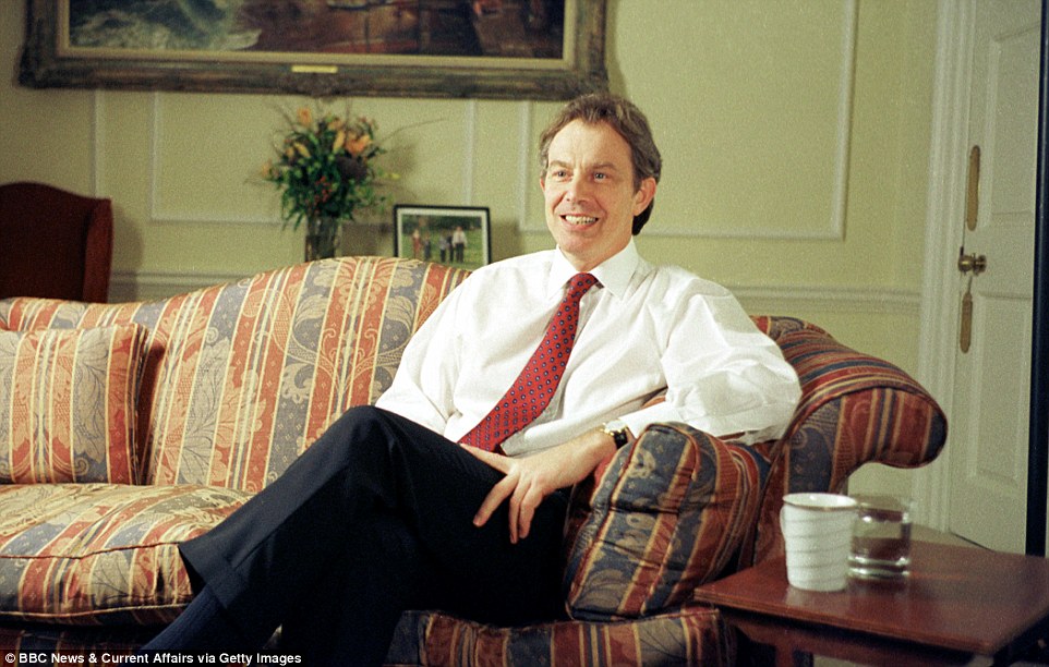 AT ONE TIME cost of refurb of No. 11 was rumoured to have cost £850,000, denied by Gov. spin op. But that was under #TonyBlair! cyberboris.wpcomstaging.com/2022/01/06/the… #NewLabour #Blair @Borisjohnson #boris #Johnson #backboris #borisjohnson #Labour #UKLabour #Starmer