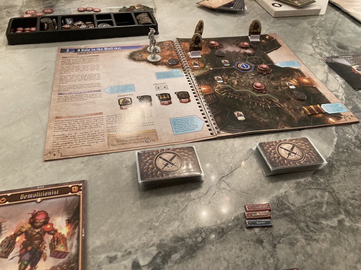 SoloPlaythrus's tweet photo. I took a break from the channel for a couple weeks over the holidays, which gave me chance to both learn some new games and revisit some faves. It was really awesome! #baseballhighlights2045 #jawsofthelion #searchforplanetx #thiswarofmine #boardgames https://t.co/plWXDzDf5M