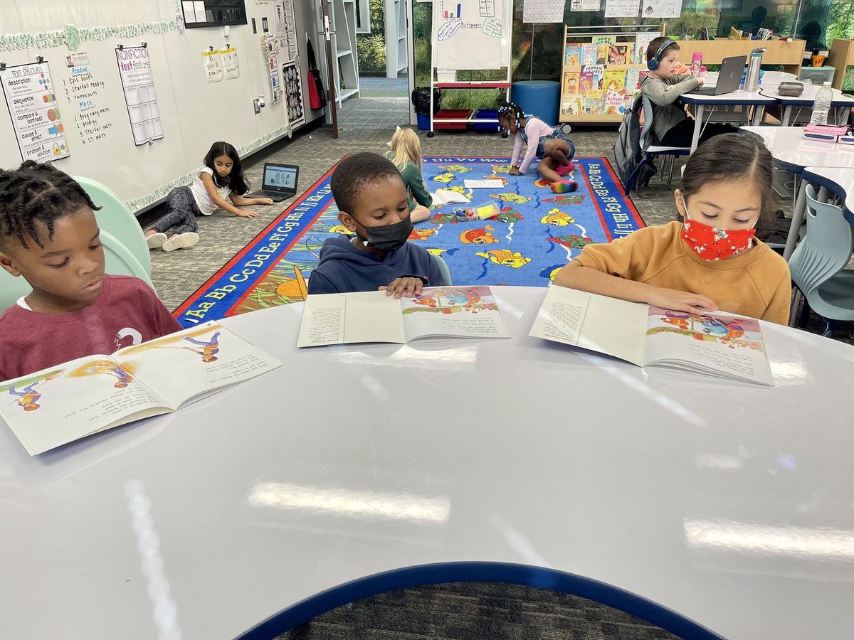 It’s the most wonderful time of the year… When we can FINALLY get back into the swing of guided reading and growing as readers!! ♥️ @HumbleISD_CE #GuidedReading