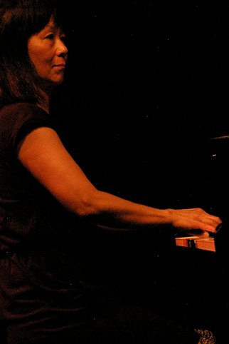 #DoubleMusic is @LisaUlln (pic:#SOConnor) + @SandellSten evolving #piano concepts #insync w.  percussive #titletrack variations that would make #boogiewoogie players proud + then #reflective keyboard #coloration Review: jazzword.com/one-review/?id…
@Sweden #freejazz #freemusic #improv