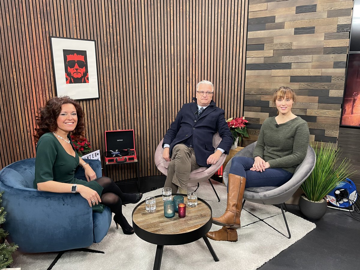 AmaryllisTe's tweet photo. Veel media-aandacht vandaag voor het programma Wintergroen op @PlattelandsTv met ZKH @PrinsLaurent_BE . Nog te herbekijken morgen om 12u en 22u30 en zaterdag om 14u30 en 18u. En vanaf zondag aflevering 2 met de geweldige Steven Vromman @Lowimpactman ! https://t.co/fAOWc9ss8J