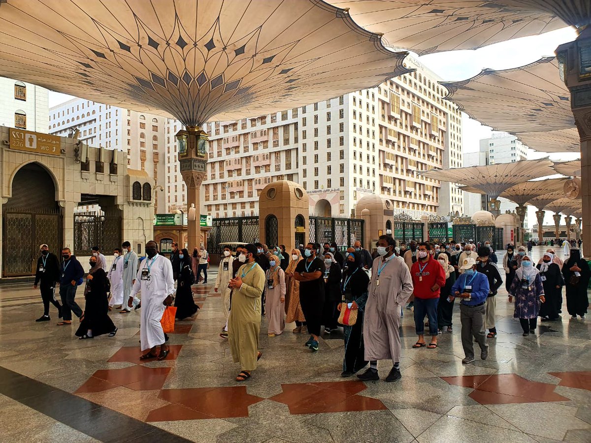 DSTWorldTravel's tweet photo. Subhan'Allah 
A blessed day with our guests as we went for a walking tour of the Masjid Al-Nabawi and Baqii learning about our beloved Prophet and his companions.
Book now and join the guests on our next #Umrah trip.
https://t.co/NlehwbhfnE 
#DSTTravel #DecemberUmrah #Umrah2021 https://t.co/xiNQYEOssh