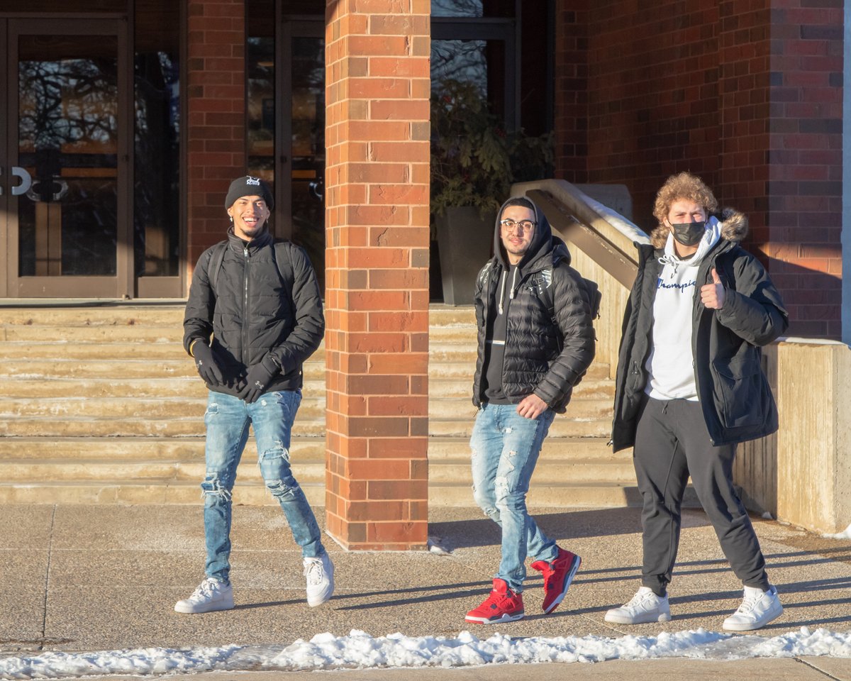 Luther Admissions tweet media