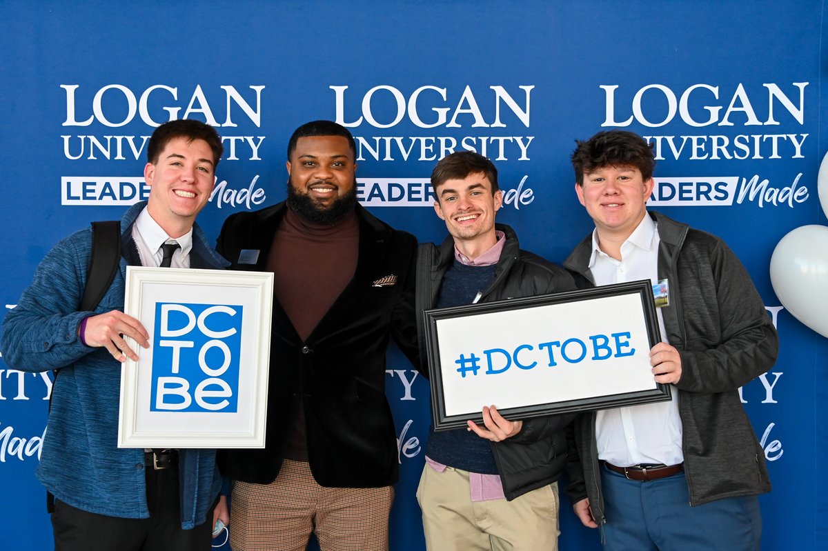 LoganUniversity's tweet photo. Welcome, new students! Check out photos from yesterday's new student orientation at https://t.co/jVgYsZr9J5. #LoganUniversity #DCtoBe #Chiropractic #LeadersMade https://t.co/pwysrruQ35