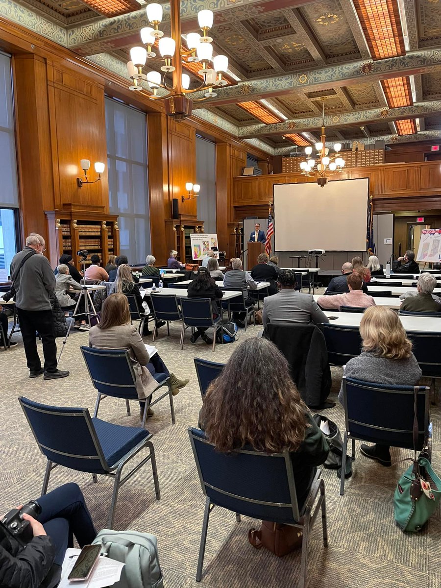 ALLIN4Democracy's tweet photo. We had a great showing today at our day of action for fair maps and a stronger democracy in Indiana. Thank you to the League of Women Voters of Indiana @lwvindiana for all your hard work! Let’s keep going! 
#redistrictingreform #stopgerrymandering #democracy #citizenengagement https://t.co/DdYLc2EwkE