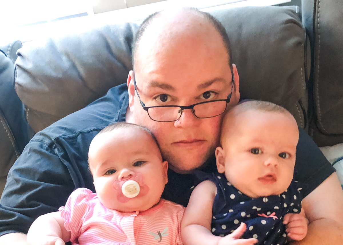 Newswatch8's tweet photo. “Lovable” Waltham native and doting dad to 9-month-old twins died suddenly on New Year's Day at only 36. In 4 days, 400 donors have raised more than $60K.
https://t.co/rwXTg6huzq https://t.co/RWTK7WSdOl