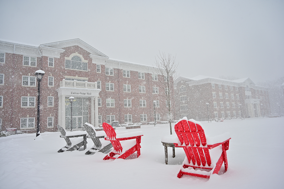 Transy's tweet photo. Greetings from a wintry Transylvania campus as we get our first measurable snowfall of the season. Stay safe out there! ❄️ https://t.co/lie4dqOrpj