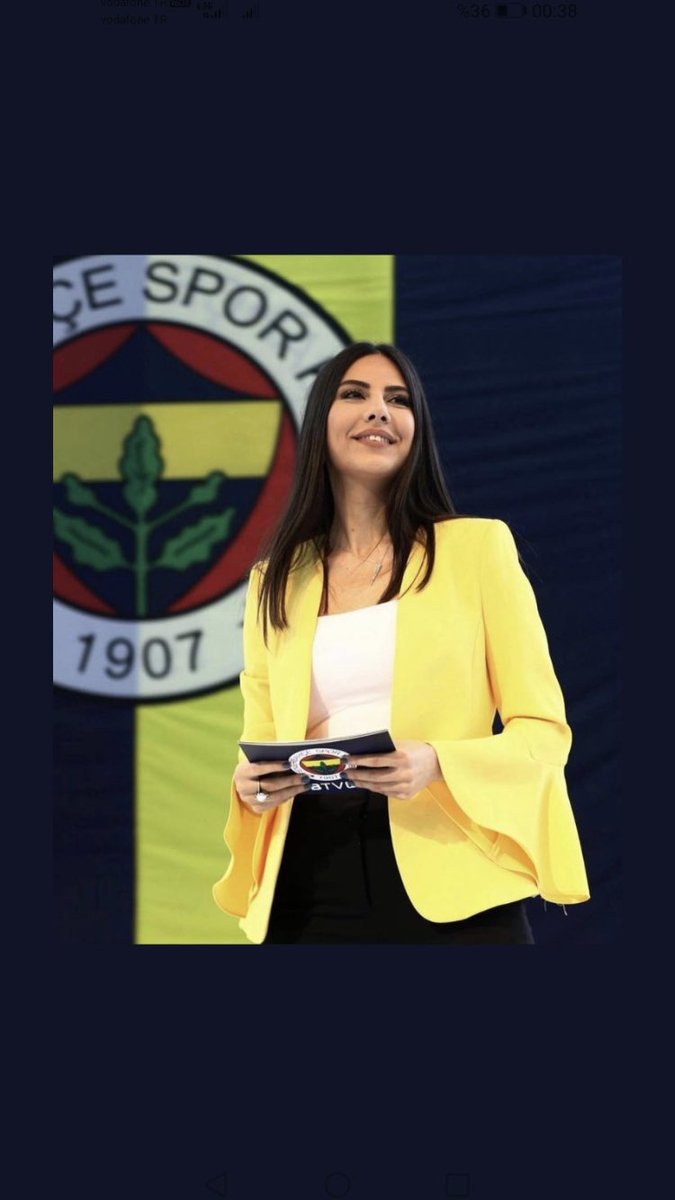 emrenasuh10's tweet photo. Doğum günün kutlu olsun abla.
Seni ve gülen yüzünü unutmayacağız
Sevgi saygı ve rahmetle 
#DilayKemer 💛💙 https://t.co/cWXO1jydoX