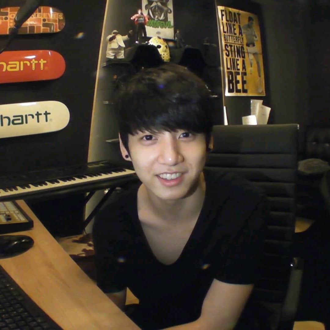 itzshaeynnie's tweet photo. 130425 JUNGKOOK LOG
#BTS #BTSLOG #JK #JUNGKOOK #KOOKIE #KOO https://t.co/abJNczKXoq