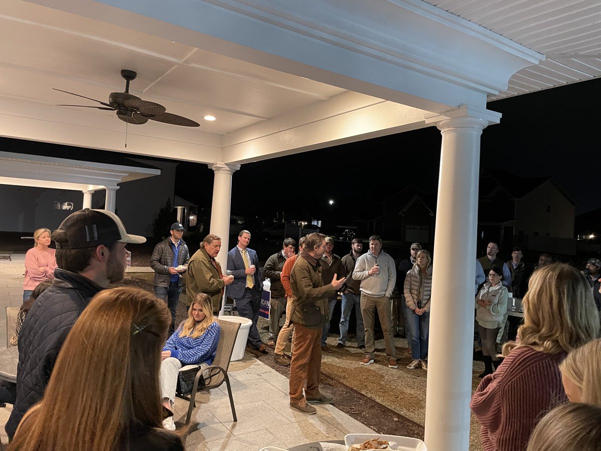 Great to be with so many young professionals in the Florence community tonight. This is the generation that will help take Florence to the next level. Appreciate these young men and women getting involved in the political process in such a crucial election for our community.