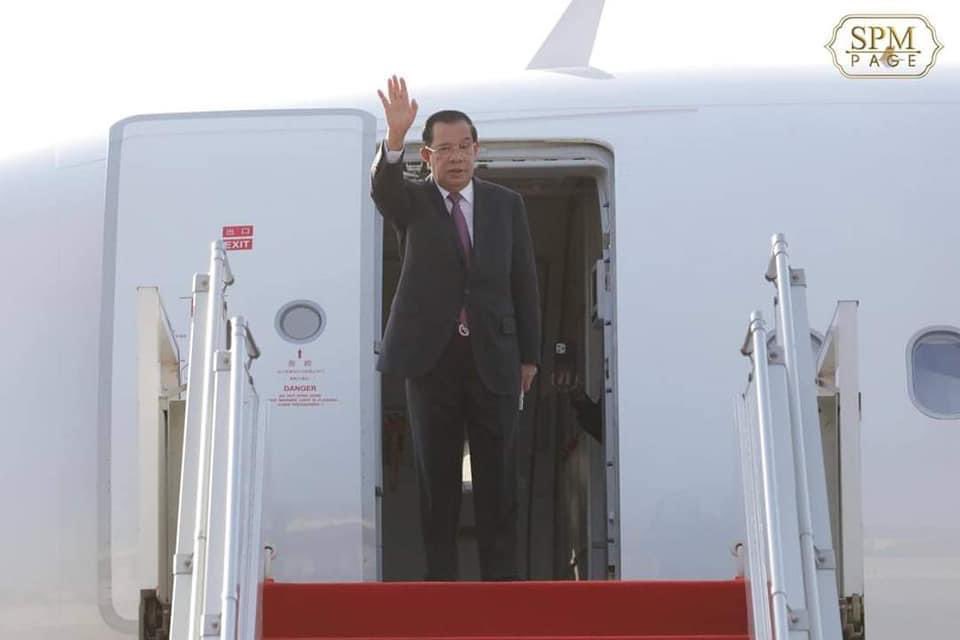 LeongWaiKitCNA's tweet photo. JUST IN: @Khithitofficial reports arrival of #Cambodia PM Hun Sen in #Myanmar https://t.co/Q7RmdVBsxo