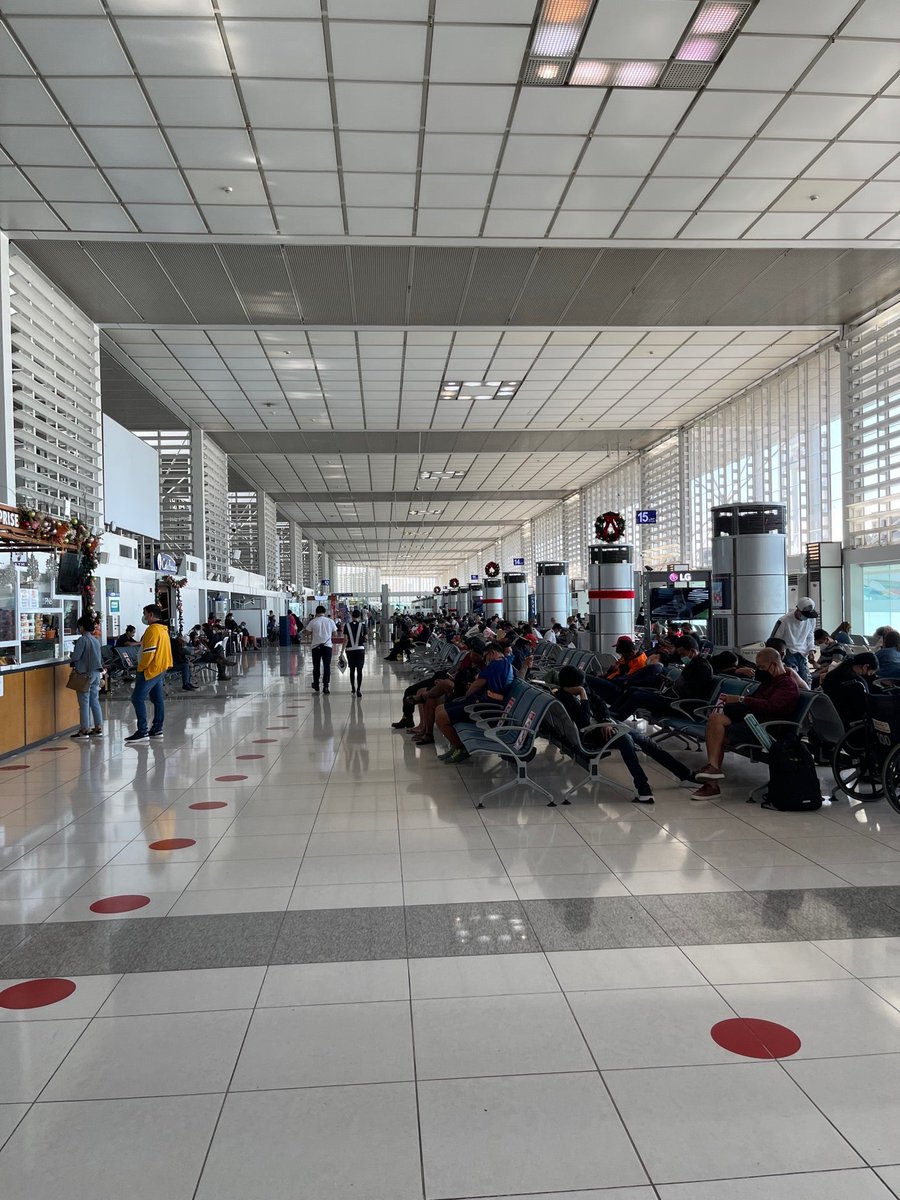 oozingkev's tweet photo. I'm at Ninoy Aquino International Airport (MNL) Terminal 2 - @miaagovph in Parañaque, Metro Manila https://t.co/C7ZZPclUoJ https://t.co/Y1upefJN9z
