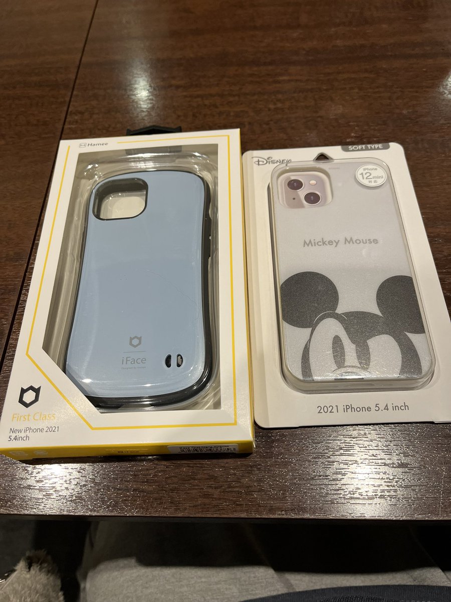 Saki_chbi's tweet photo. ヨドバシカメラアキバで
caseを購入しました
𐤔𐤔𐤔𐤔𐤔𐤔

やっぱり地元より
沢山種類あった
(*¯꒳¯*  )

めちゃくちゃ悩んでしまった。

 #ヨドバシカメラアキバ
 #iPhone13minicase
 #Disney
 #iFace https://t.co/uqO3bH0nXx