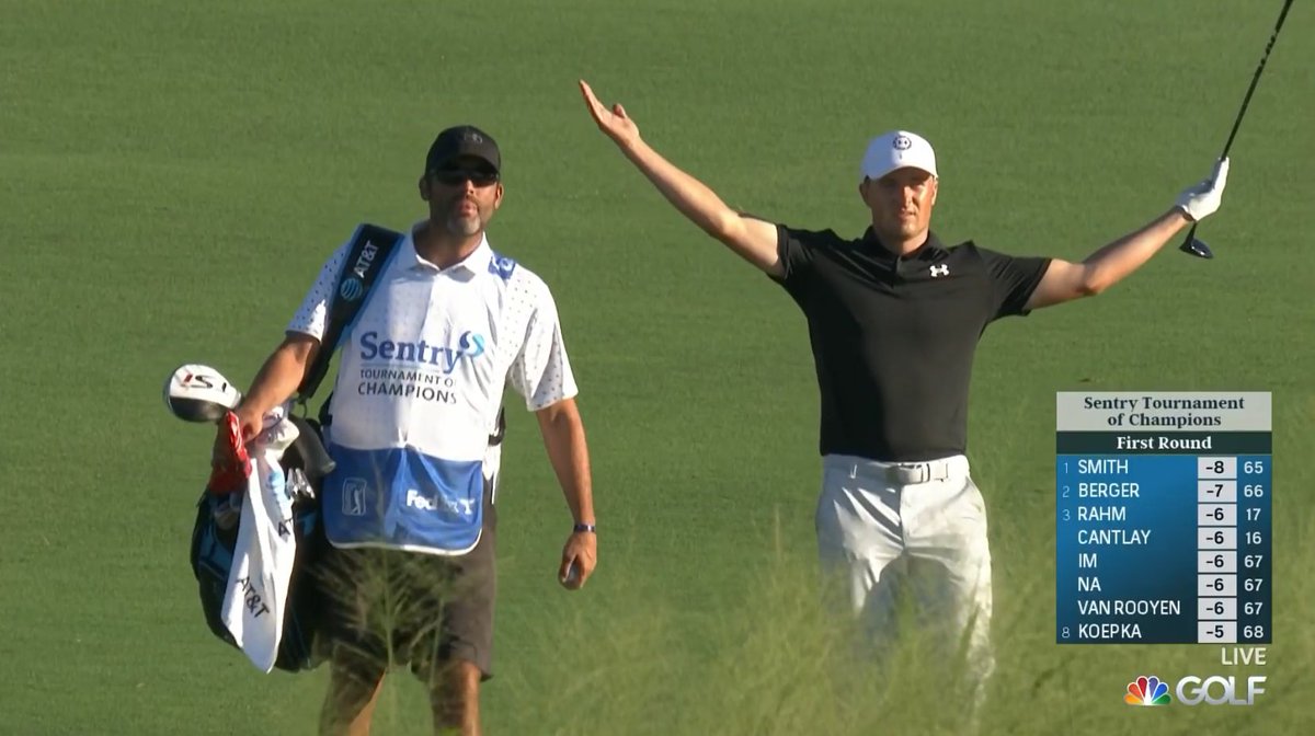 KylePorterNS's tweet photo. Me, every time Rory shoots 41 on Thursday at a major. https://t.co/lsDsKibS97