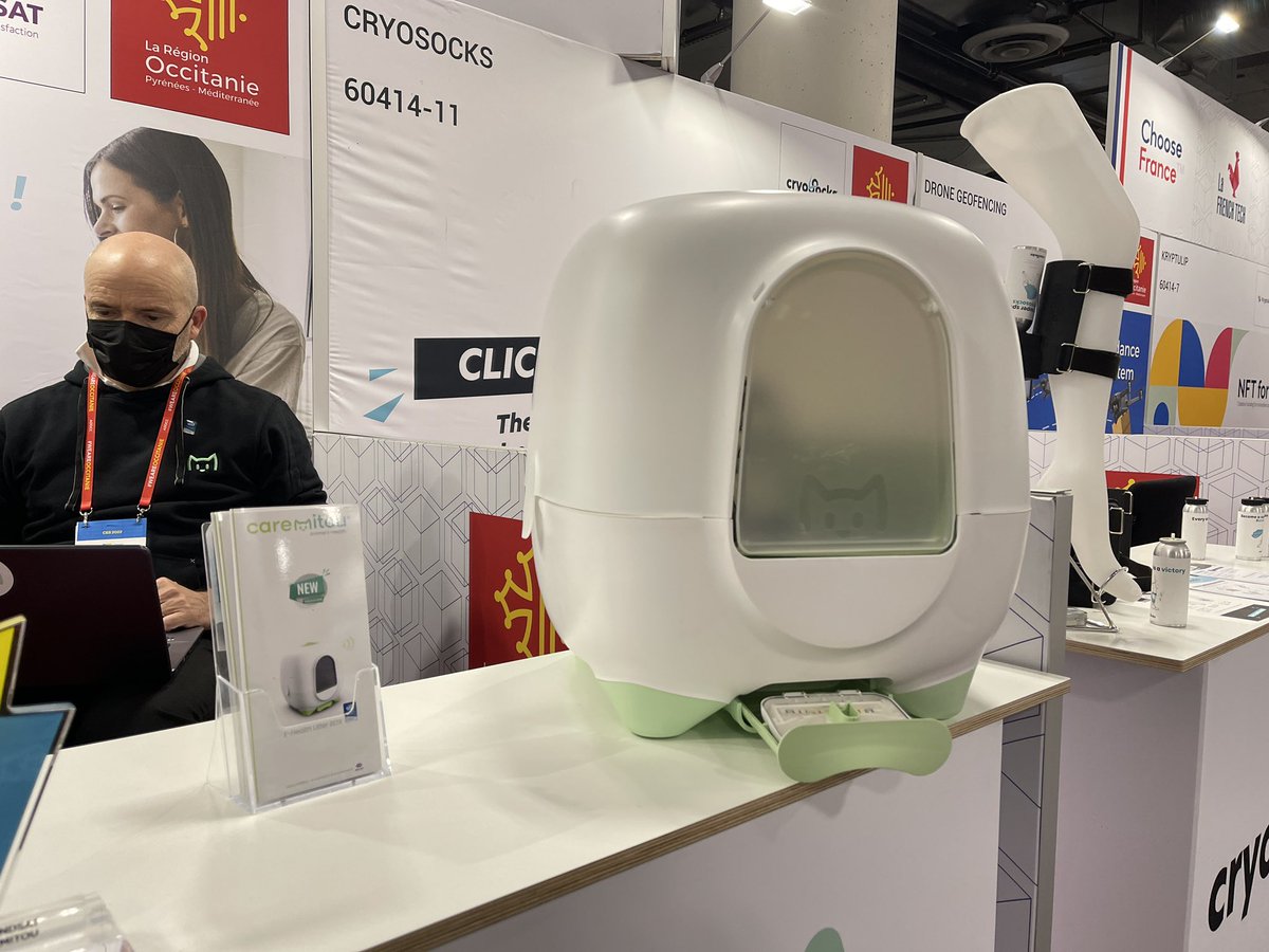 <a href="/caremitou/">Caremitou</a>, la première litière connectée qui analyse et stocke des informations sur l’état de santé du chat, pour un meilleur suivi auprès du vétérinaire. #ces2022 
Déjà disponible en France, l’enjeu est d’ici communiquer aux USA 🇺🇸