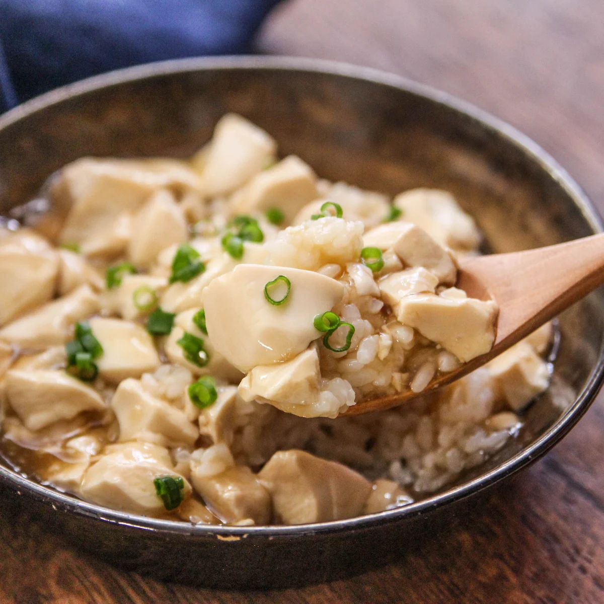 胃弱気味の時に最適！？「豆腐の出汁あんかけご飯」の作り方！