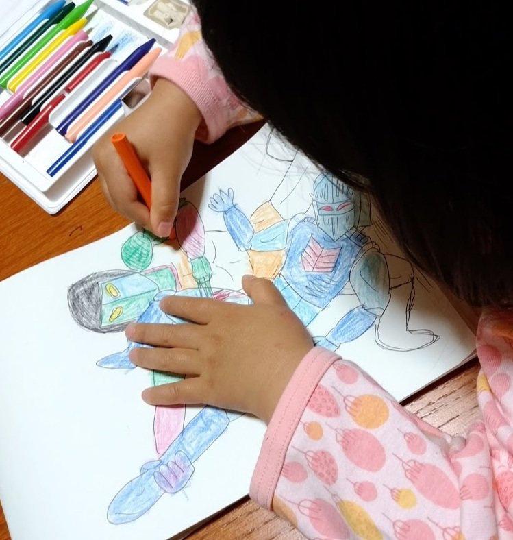 Tsukicolo 3歳の頃のぬり絵は夫の手作り 希望のシーンをたくさん描いてもらって 嬉しそうに塗っていました キン肉マンアニメ化 キン肉マン塗り絵欲しい キン肉マン愛が止まらない娘 キン肉マンで育った娘 キン肉マン大好き T Co Biy5sufuyk