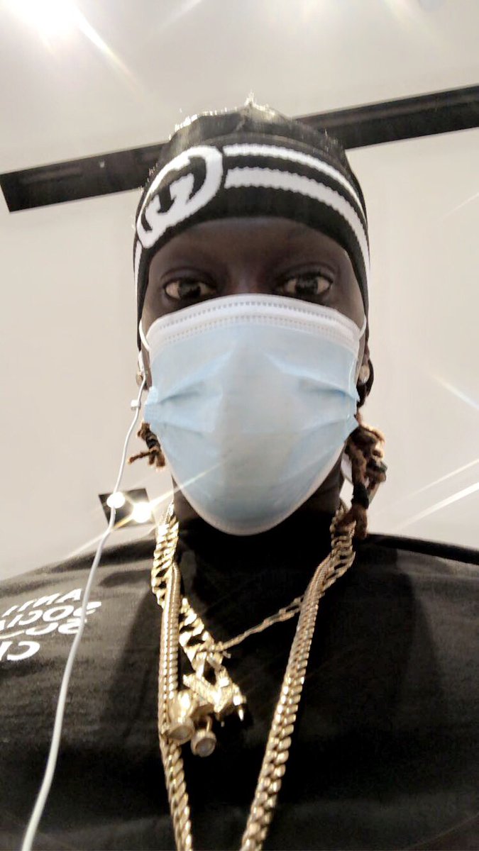 epac_'s tweet photo. 😷 https://t.co/2JObk1rVO1