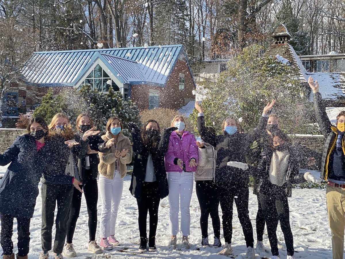 RenbrookSchool's tweet photo. Due to the pending winter storm, Renbrook will be closed tomorrow, Friday, January 7, 2022. We hope this early call allows you to make plans and enjoy a restful day of fun in the snow. #renbrookschool #snowday https://t.co/iSwu3c0f20