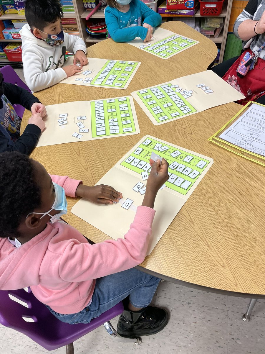 Loved the Making Words lesson in <a href="/turner_ba/">BethAnn</a> classroom. <a href="/RedClaySchools/">Red Clay Consolidated School District</a> #Yayredclay <a href="/FOpanthers/">ForestOakElementary</a> #FOrocks