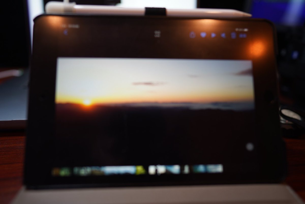 hideki_vlog's tweet photo. DAY4だんだん形になってきた☺️iPadでも見てみる。何度も見てカット調整する。ちょっとインパクトが薄いので力強いカットに入れ替える。キャプションは音源に合わせて波をつけるといいかもしれない😃 #OneSeClass #OneSe #課題取組中 #今日の積み上げ https://t.co/20EbtGhi8Z