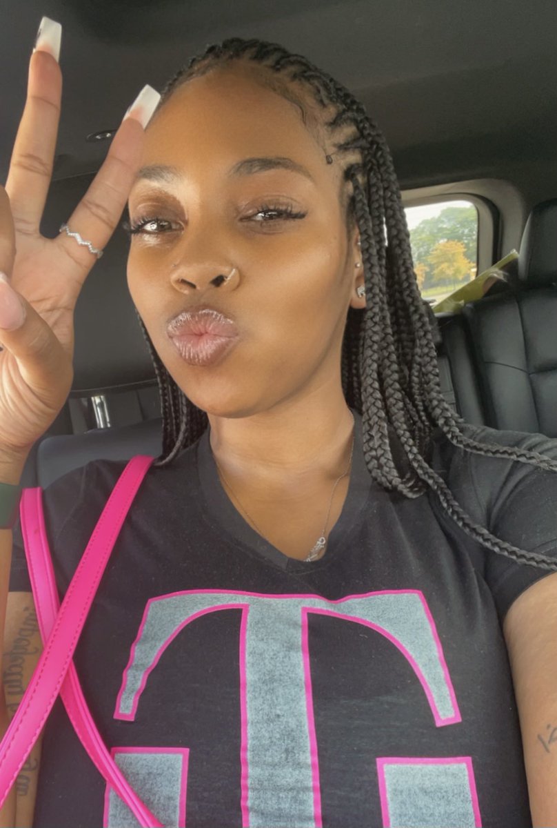 Everyone welcome and follow our newest Mobile Event Expert <a href="/ThaiFromMagenta/">Thai Tupp</a> 👋 

🗣SUPER EXCITED!!!!for all the ENERGY you’re bringing to our team and the new heights you’ll help us reach with your impact! #TruckLife #OneTeam  🚛💨