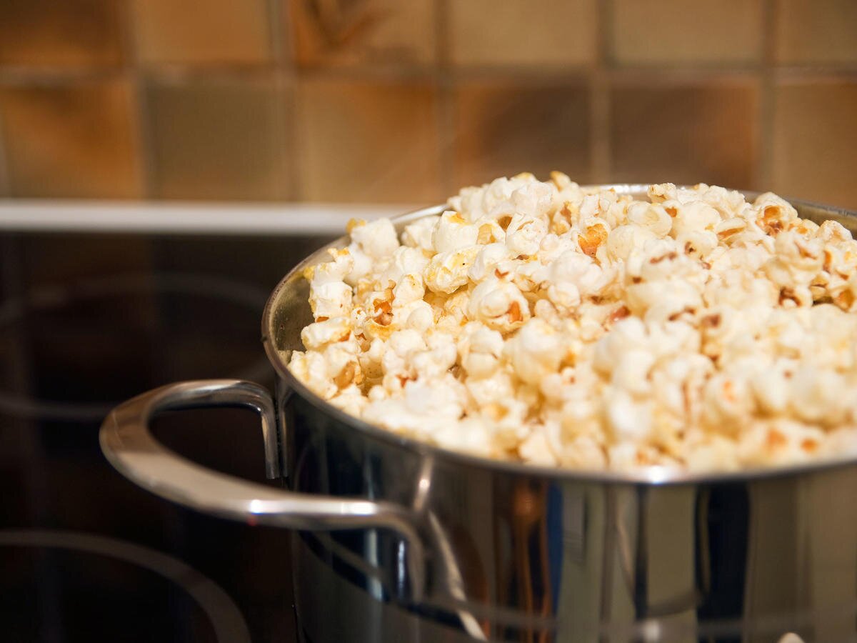 MattinaEngel's tweet photo. How to Make Stovetop Popcorn With Water Instead of Oil https://t.co/kFVyxkyTOK https://t.co/HfC9av2ypv