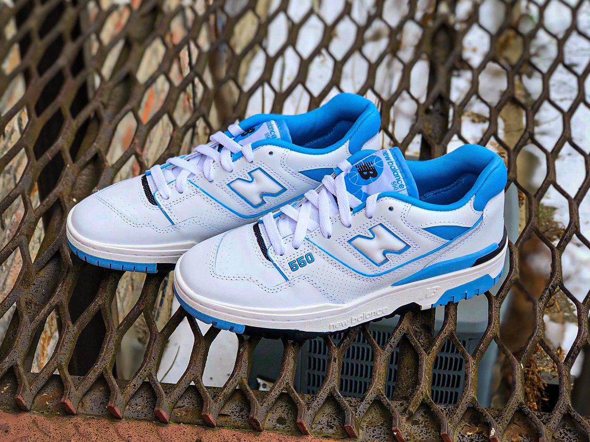 TheClosetInc's tweet image. DM PURCHASE RAFFLE 
New Balance 550 'Team Carolina Blue' 

To qualify RT this post and DM us your email and size. All participants must have a customer account/be following @TheClosetInc. 

Worldwide shipping available!!! 

Good luck!