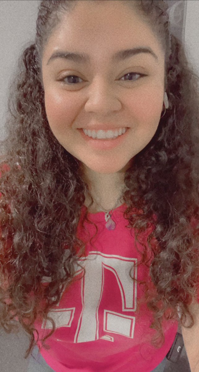 Twitter family lets welcome and follow our newest Mobile Event Expert @VicfromTMO22 who took one look at our 🚛 and knew she wanted  #TruckLife 

Such passion and desire to become one of the next brightest ⭐️ for Truck 🌎 #OneTeam #WereWithYou 🚛💨